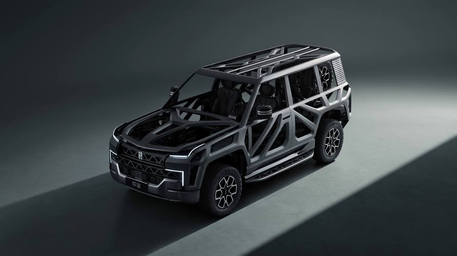 深圳88仰望U8硬派越野的科技魅力，国能汽车对传统燃油车市场的冲击